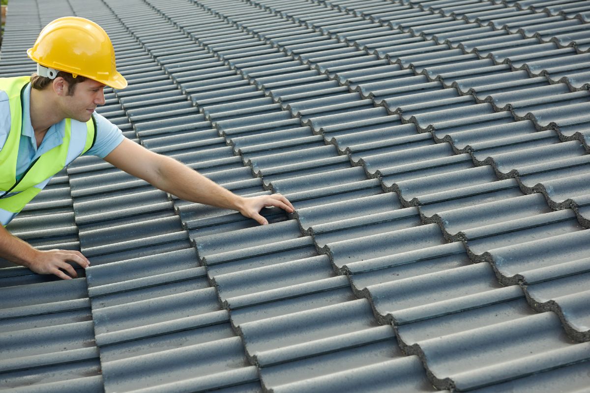 Pros And Cons Of Slate Roofs: Durability, Costs, And Installation Guide